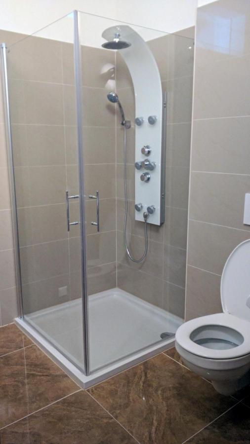 213 Prag, Studio Apartment, 27M2, 1-2 Personen Klagenfurt am Woerthersee Buitenkant foto